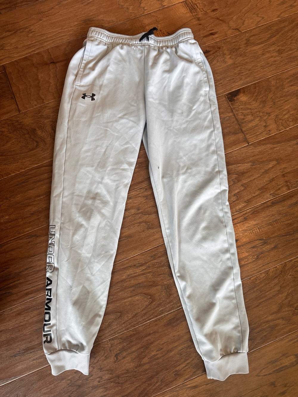 Under Armour Boys Light Gray Jogger Sweatpants YL
